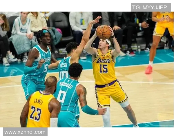 2015年湖人与黄蜂的激烈对决回顾及赛季影响分析 2015年湖人与黄蜂的激烈对决回顾及赛季影响分析