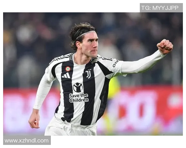 弗拉霍维奇的崛起与挑战：从天才少年到足球明星的奋斗历程