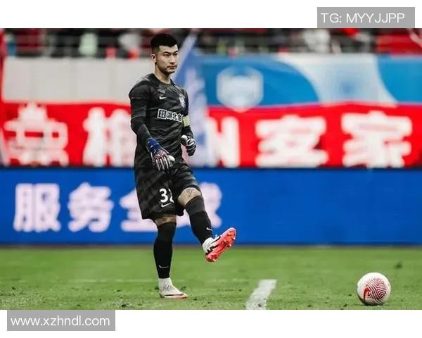 印度超泰坦与东北联的激烈对决引发球迷热议与期待 印度超泰坦与东北联的激烈对决引发球迷热议与期待